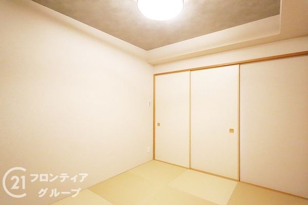 メロディーハイム香里ケ丘ツインビューアルテタワー　中古マン…