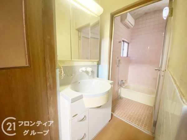 寝屋川市堀溝１丁目の中古一戸建て