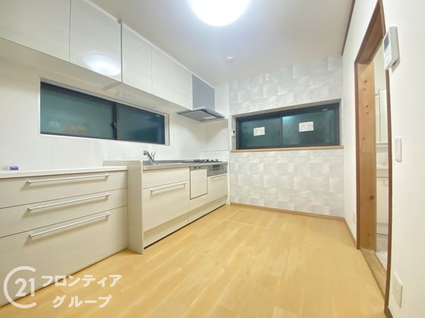 枚方市茄子作１丁目の中古一戸建て
