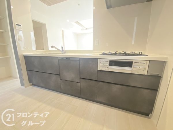 枚方市長尾東町３丁目　新築一戸建て　３期　２号棟