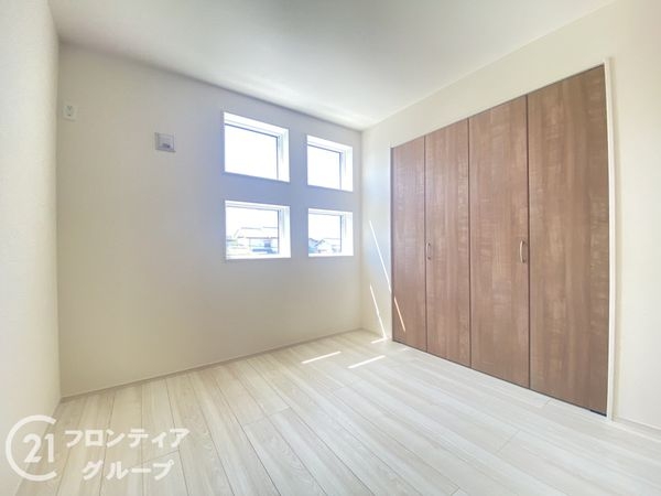 枚方市長尾東町３丁目　新築一戸建て　３期　１号棟