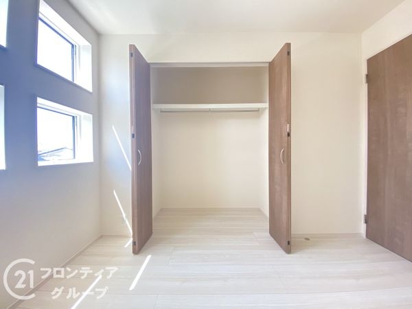枚方市長尾東町３丁目　新築一戸建て　３期　１号棟