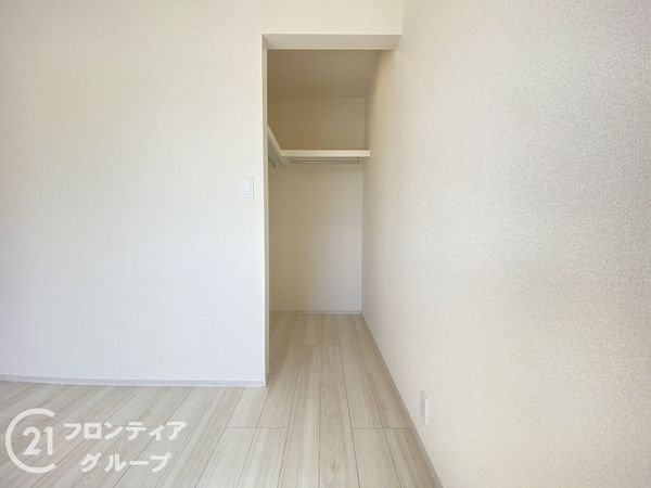 枚方市長尾東町３丁目　新築一戸建て　３期　１号棟