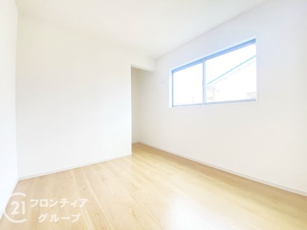 寝屋川市三井が丘３丁目　新築一戸建て　１期　１号地