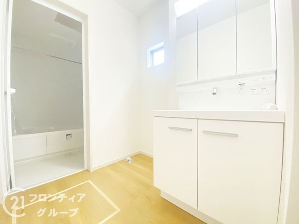 寝屋川市三井が丘３丁目　新築一戸建て　１期　１号地