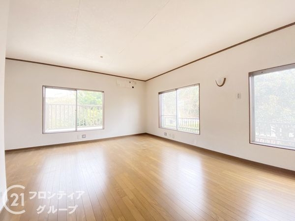 寝屋川市八幡台の中古一戸建て