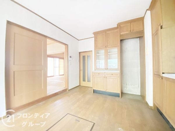 寝屋川市八幡台　中古一戸建て