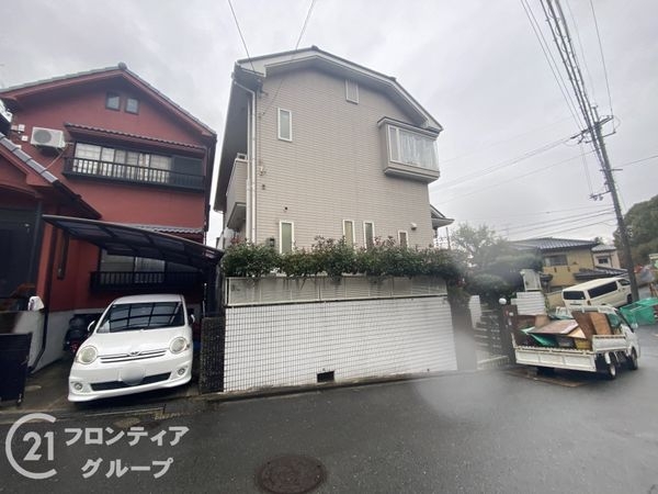 寝屋川市成田南町の中古一戸建て