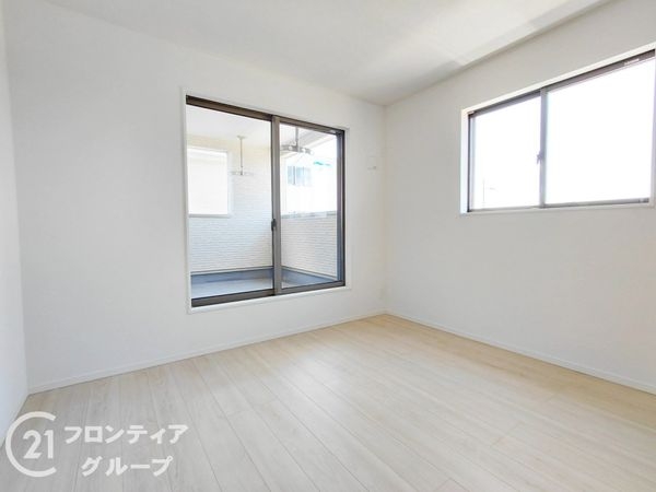 枚方市長尾峠町　新築一戸建て　第３　１１号棟