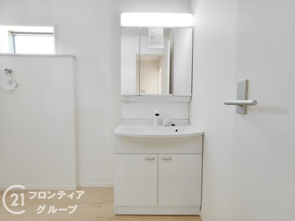 枚方市長尾峠町　新築一戸建て　第３　１１号棟