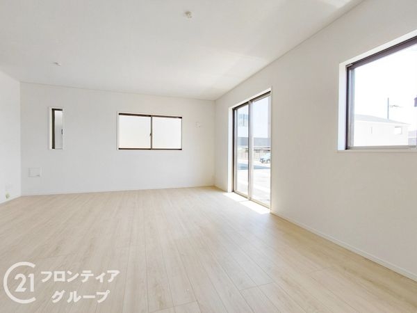 枚方市長尾峠町　新築一戸建て　第３　１１号棟