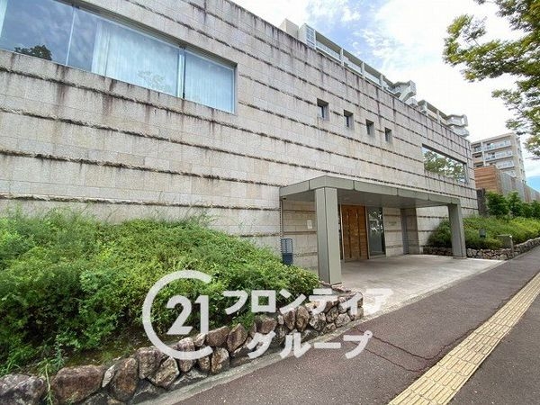 香里ヶ丘ヴィアーレ　中古マンション