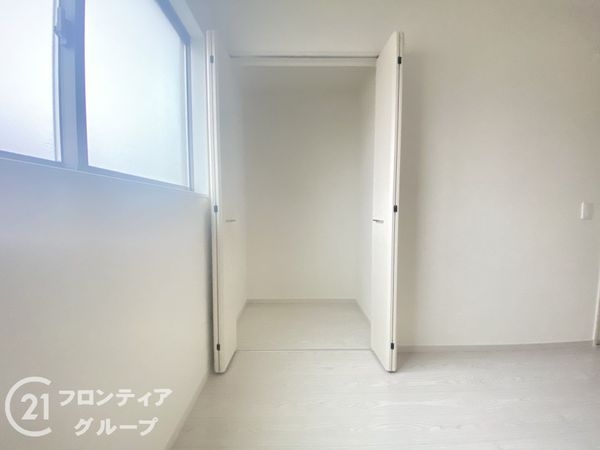 枚方市菊丘町　新築一戸建て　１期　２号棟