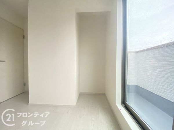 枚方市菊丘町　新築一戸建て　１期　２号棟