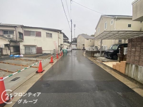枚方市菊丘町　新築一戸建て　１期　２号棟