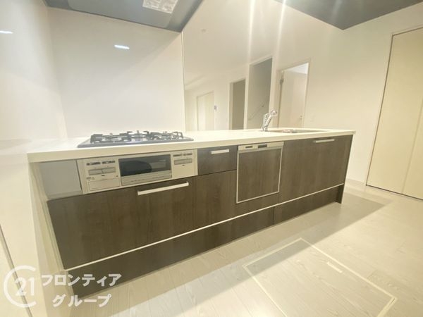 枚方市菊丘町　新築一戸建て　１期　２号棟