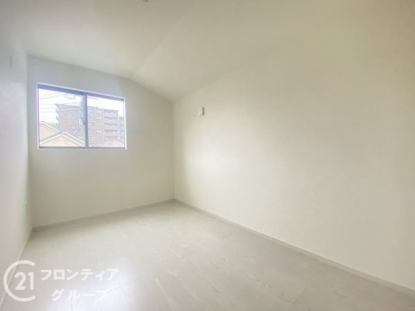 枚方市菊丘町　新築一戸建て　１期　１号棟