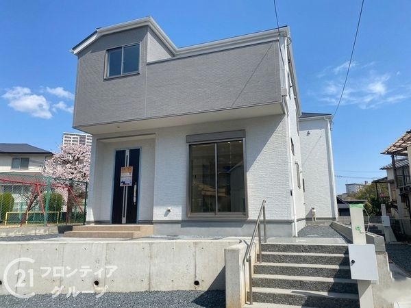 枚方市菊丘町　新築一戸建て　１期　１号棟