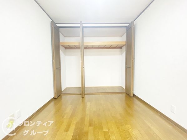枚方市三矢町の中古一戸建て
