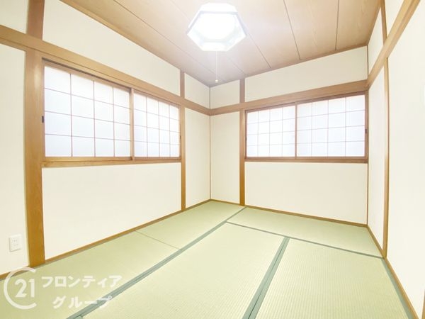 枚方市三矢町の中古一戸建て