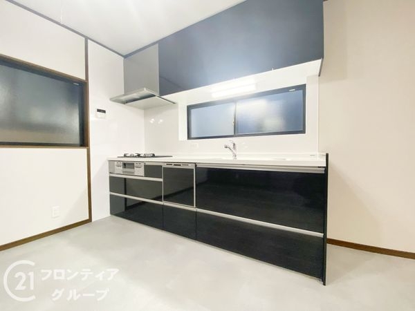 枚方市三矢町の中古一戸建て