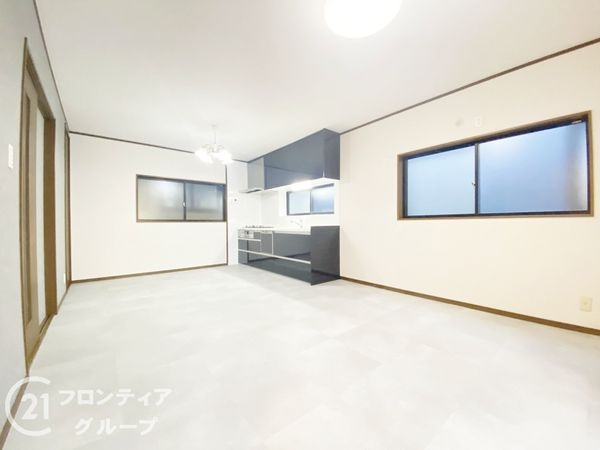 枚方市三矢町の中古一戸建て