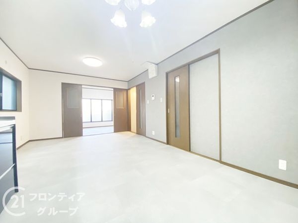 枚方市三矢町の中古一戸建て