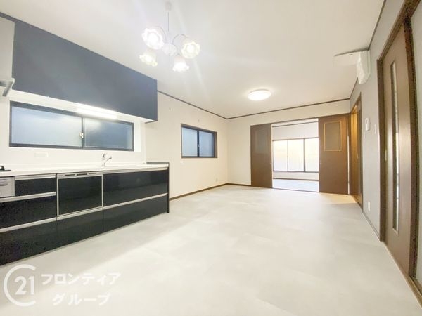 枚方市三矢町の中古一戸建て