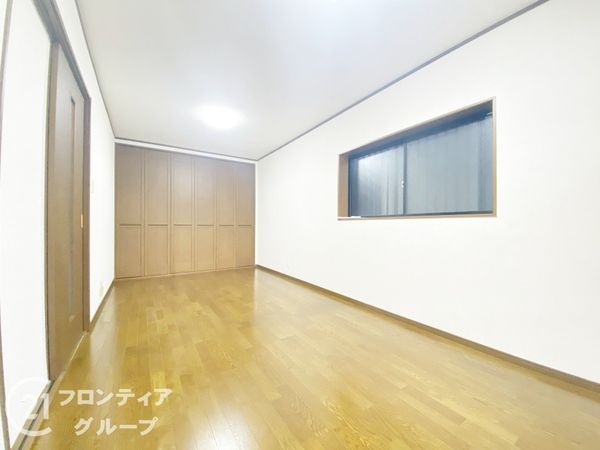 枚方市三矢町の中古一戸建て