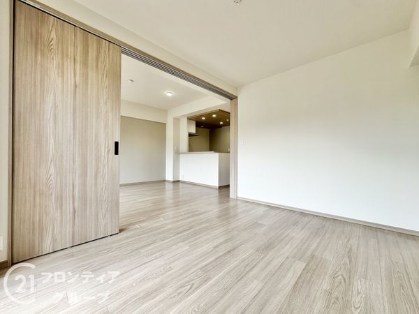 オークヒルズ香里六番館　中古マンション