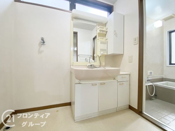 枚方市東香里元町の中古一戸建て