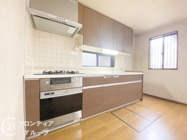 枚方市東香里元町の中古一戸建て