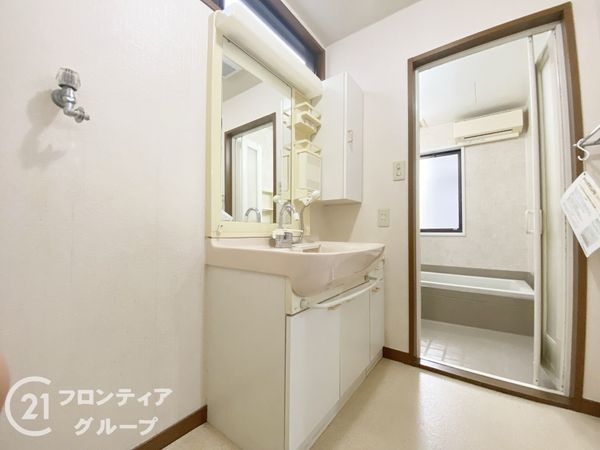 枚方市東香里元町の中古一戸建て