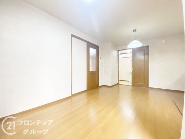 枚方市東香里元町の中古一戸建て