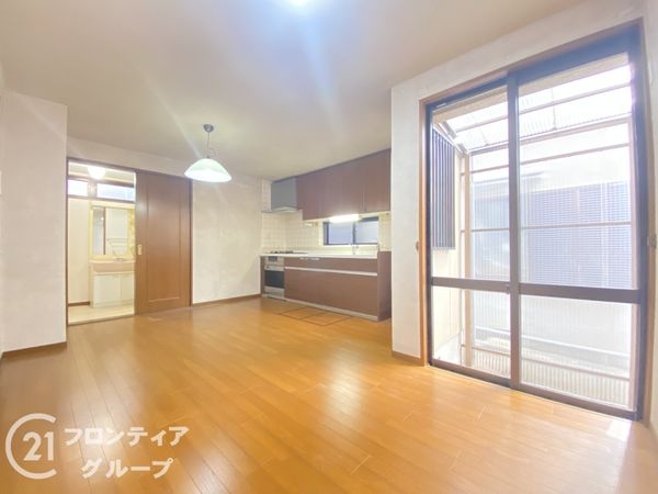 枚方市東香里元町の中古一戸建て