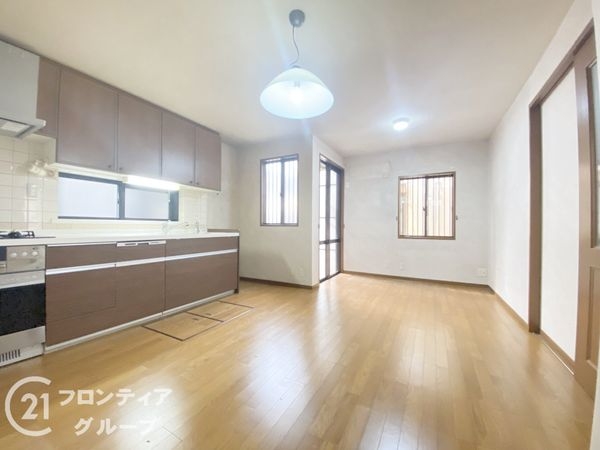 枚方市東香里元町の中古一戸建て