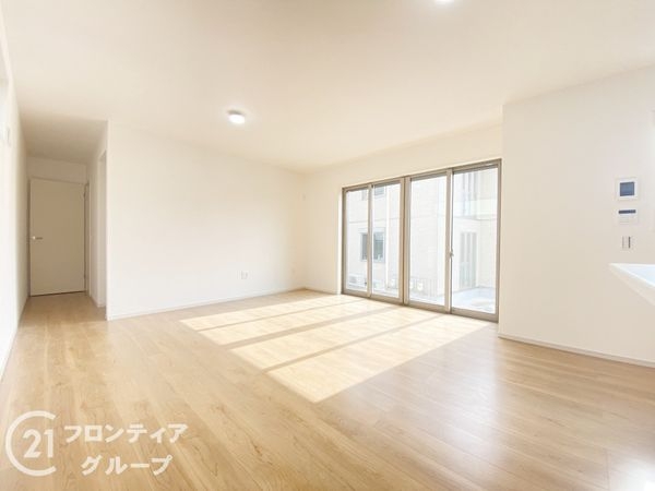 枚方市藤阪元町３丁目　新築一戸建て　１期　全１区画