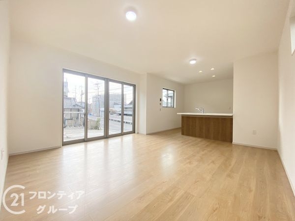 枚方市藤阪元町３丁目　新築一戸建て　１期　全１区画