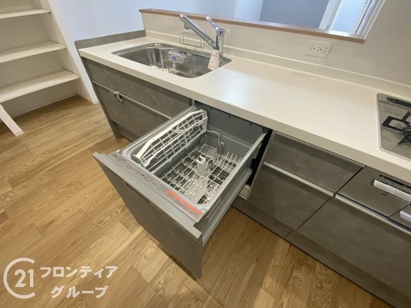 寝屋川市寿町　新築一戸建て