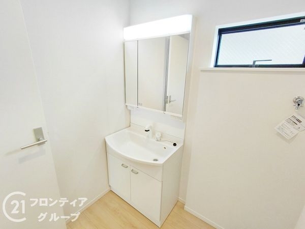 枚方市長尾峠町　新築一戸建て　第３　３号棟