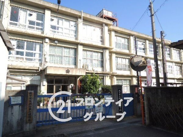 枚方市養父東町の中古一戸建て(枚方市立殿山第二小学校)