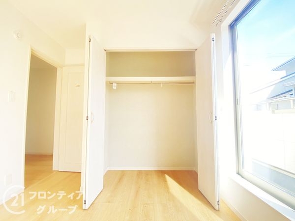 枚方市養父東町の中古一戸建て