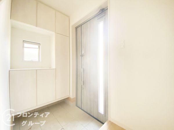 枚方市養父東町の中古一戸建て
