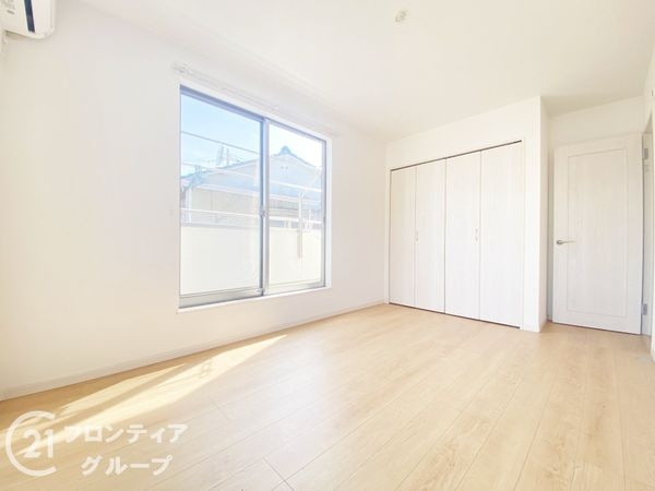枚方市養父東町の中古一戸建て