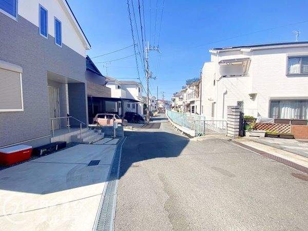 枚方市養父東町の中古一戸建て