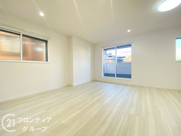 寝屋川市堀溝３丁目の中古一戸建て
