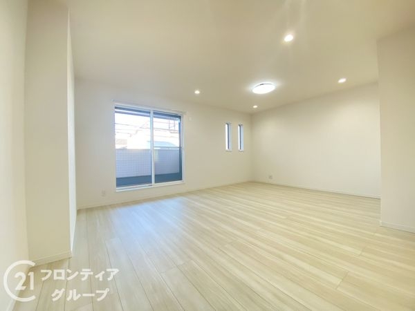 寝屋川市堀溝３丁目の中古一戸建て