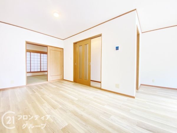 寝屋川市香里北之町　中古一戸建て