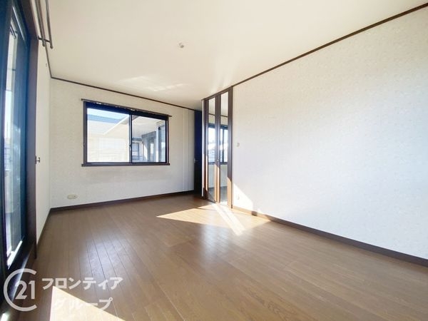 寝屋川市成田東が丘の中古一戸建て