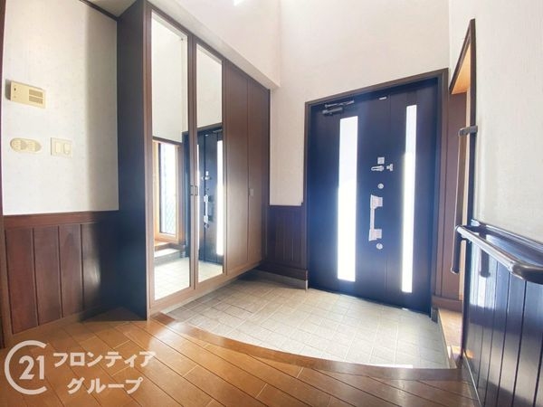 寝屋川市成田東が丘の中古一戸建て